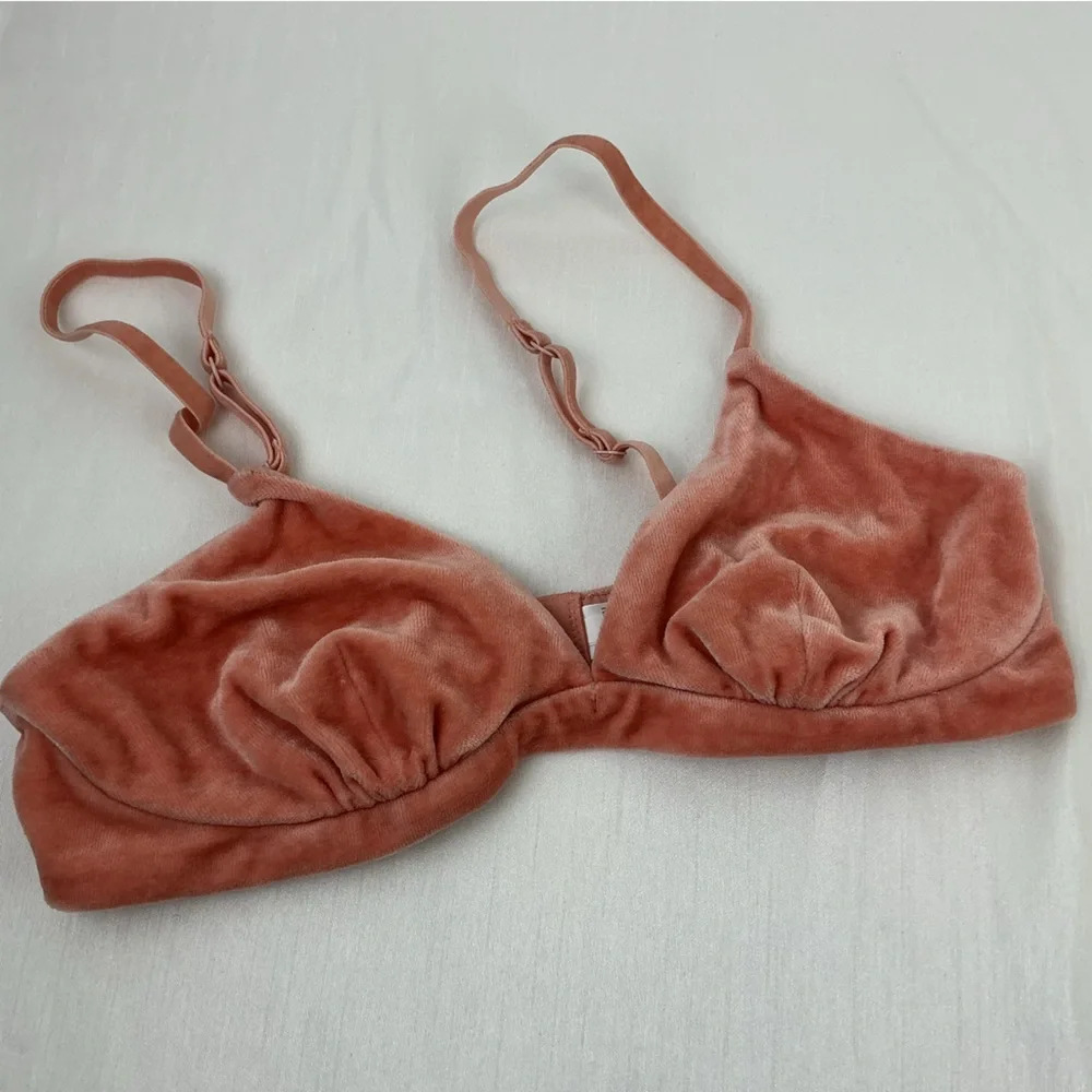Neiwai Triangle Bra